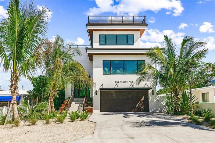 Image No.1-Propriété de 6 chambres à vendre à Sarasota