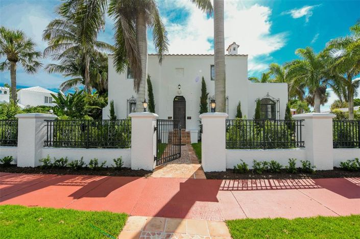 Image No.1-Propriété de 4 chambres à vendre à Sarasota