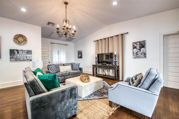 Image No.13-4 Bed Property for sale