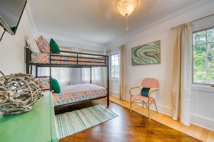 Image No.26-4 Bed Property for sale