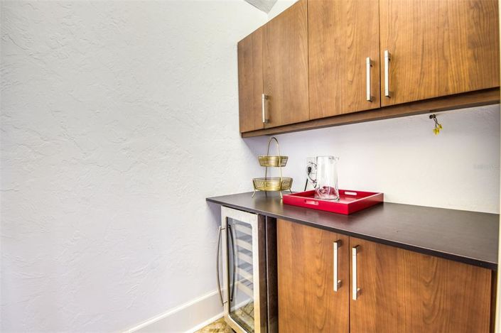 Image No.28-4 Bed Property for sale