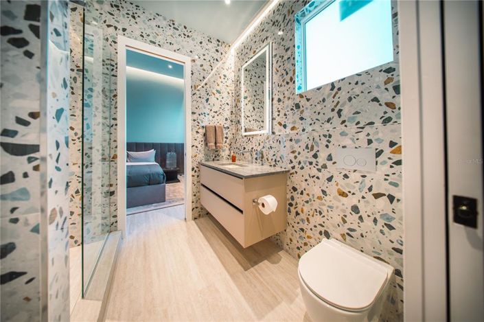 Image No.19-4 Bed Property for sale