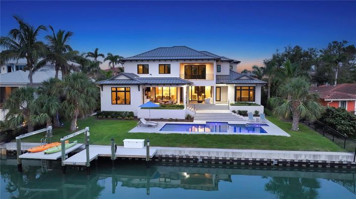 Image No.1-Propriété de 4 chambres à vendre à Sarasota