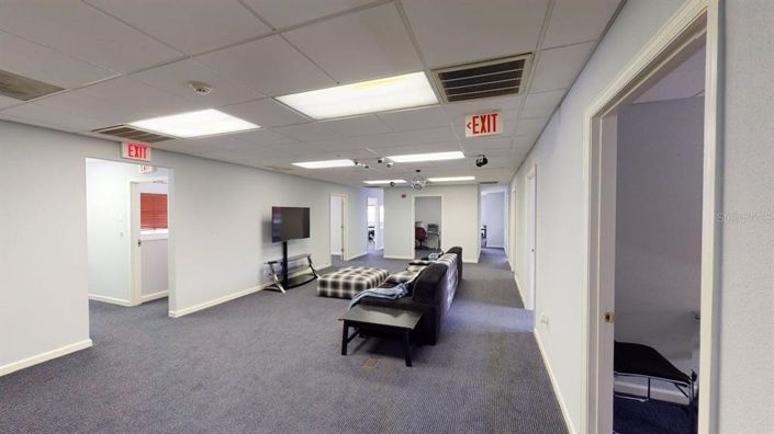 Image No.13-4 Bed Property for sale