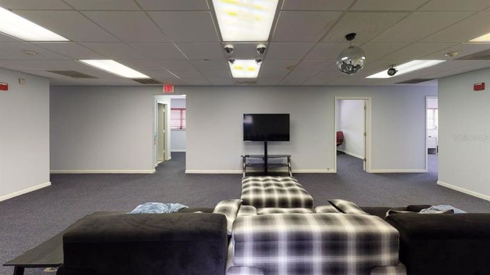 Image No.18-4 Bed Property for sale