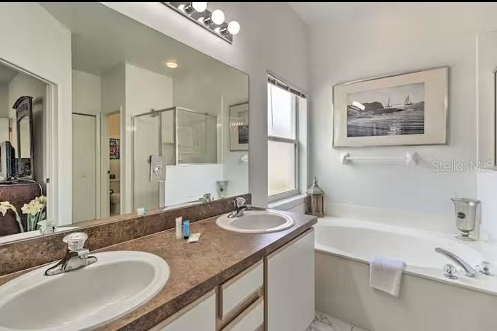 Image No.11-Propriété de 4 chambres à vendre à Davenport