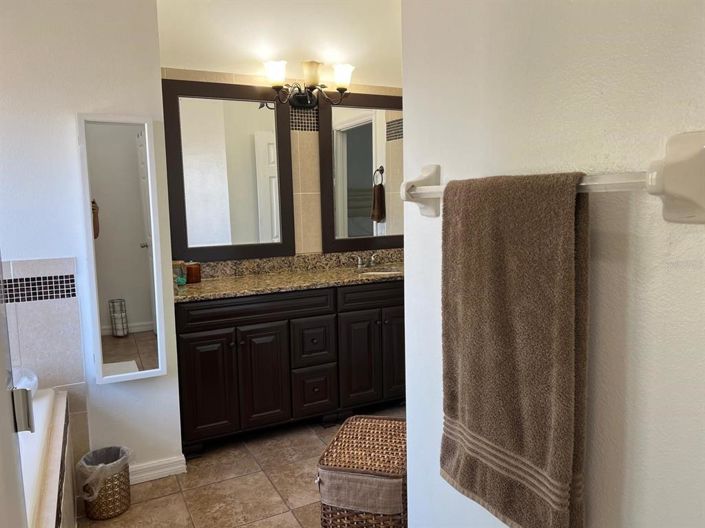 Image No.34-4 Bed Property for sale