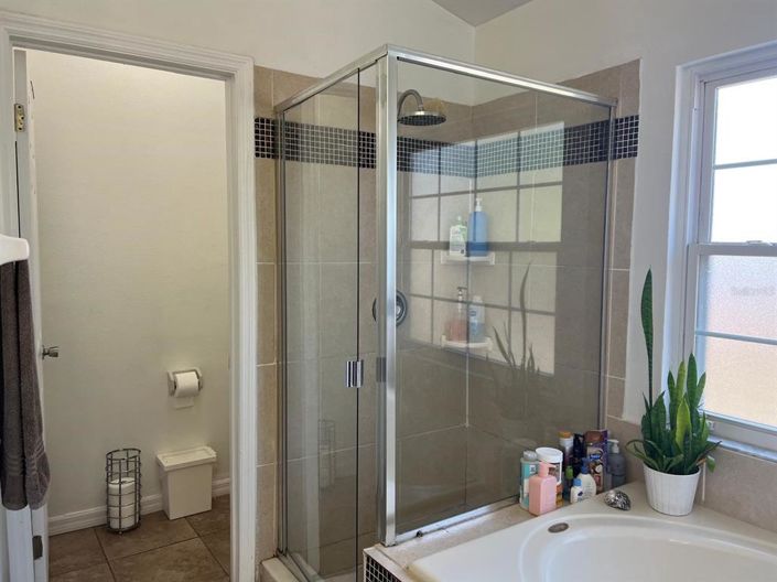 Image No.36-4 Bed Property for sale