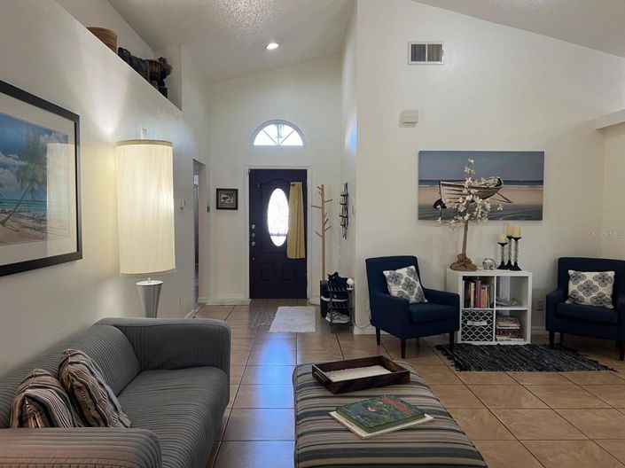 Image No.6-4 Bed Property for sale