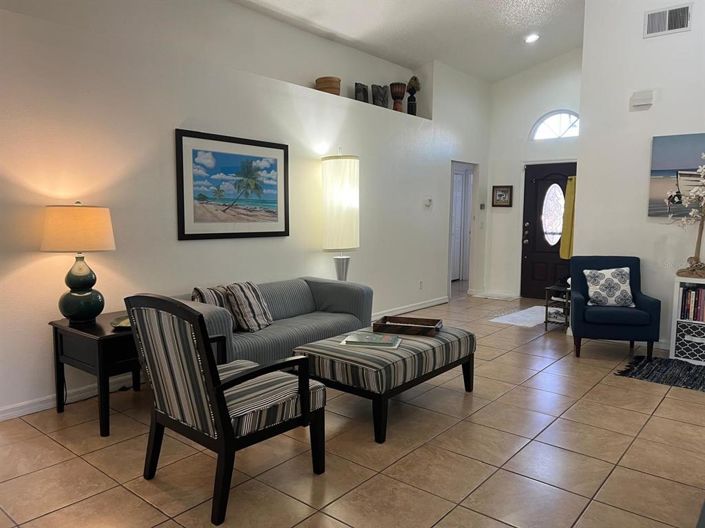 Image No.7-4 Bed Property for sale