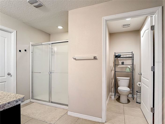 Image No.23-5 Bed Property for sale