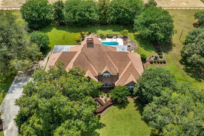 Image No.9-5 Bed Property for sale