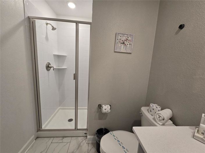 Image No.17-5 Bed Townhouse for sale