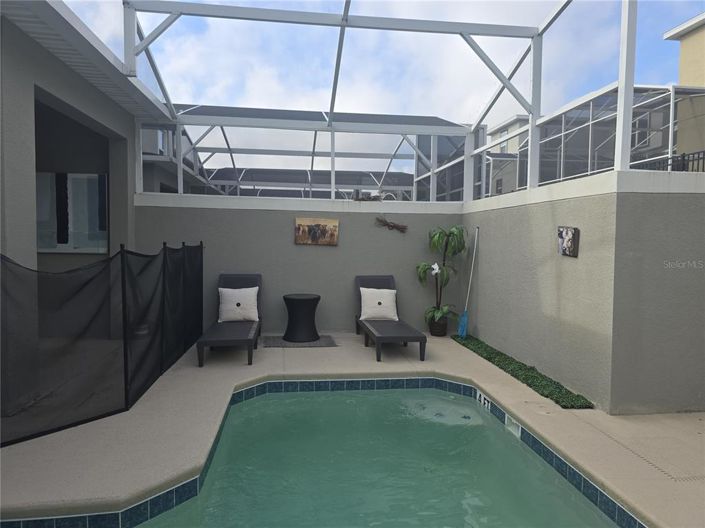 Image No.22-5 Bed Townhouse for sale