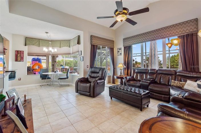 Image No.37-Propriété de 4 chambres à vendre à Haines City