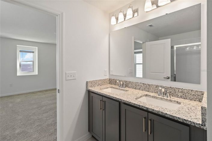 Image No.10-3 Bed Property for sale