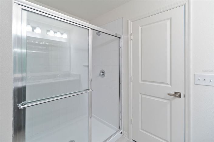 Image No.11-3 Bed Property for sale