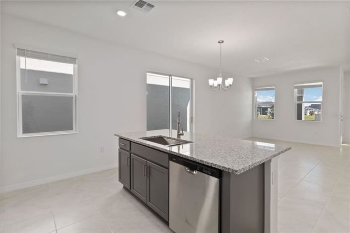 Image No.5-3 Bed Property for sale