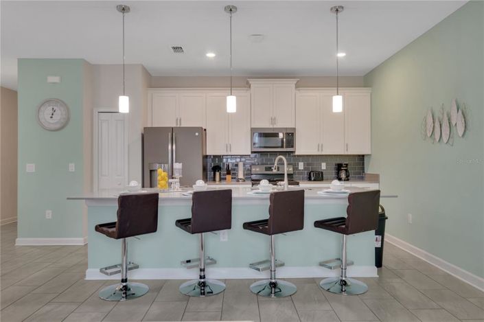 Image No.23-4 Bed Townhouse for sale