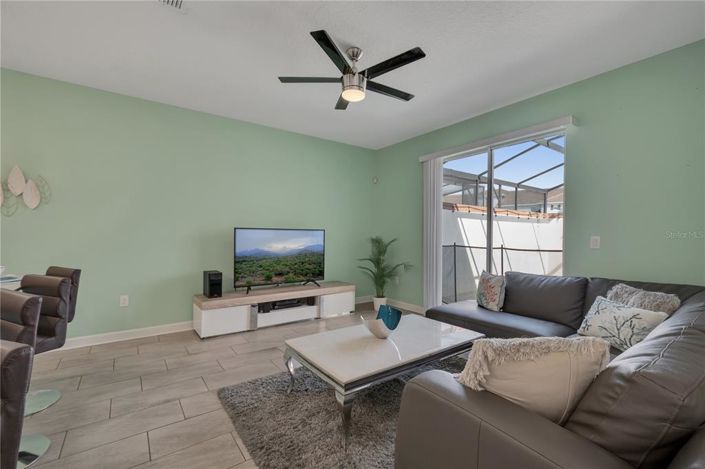 Image No.32-4 Bed Townhouse for sale