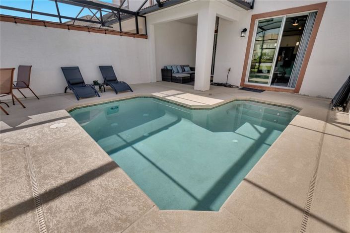 Image No.45-4 Bed Townhouse for sale