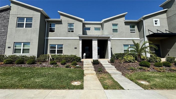 Image No.1-4 Bed Townhouse for sale
