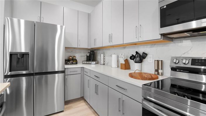 Image No.10-3 Bed Townhouse for sale