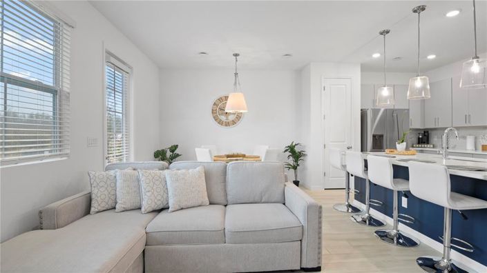 Image No.6-3 Bed Townhouse for sale