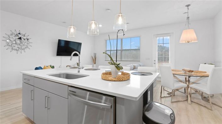 Image No.9-3 Bed Townhouse for sale