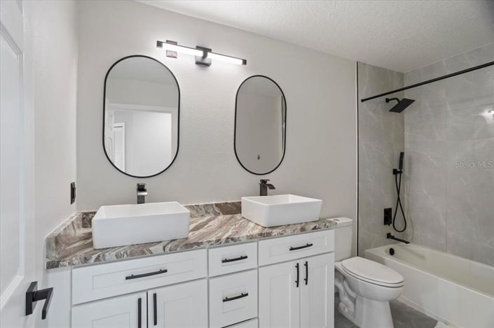 Image No.23-Propriété de 6 chambres à vendre à Haines City