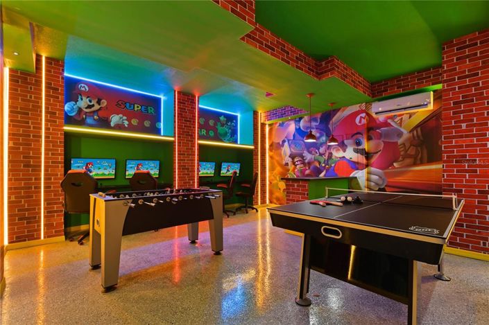 Image No.26-10 Bed Property for sale