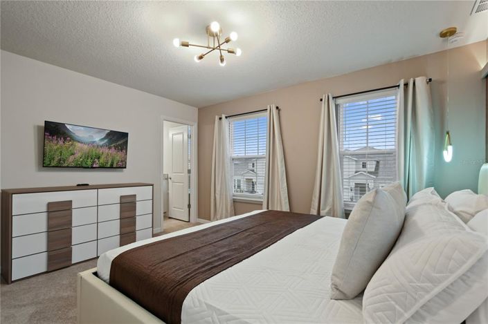 Image No.39-10 Bed Property for sale