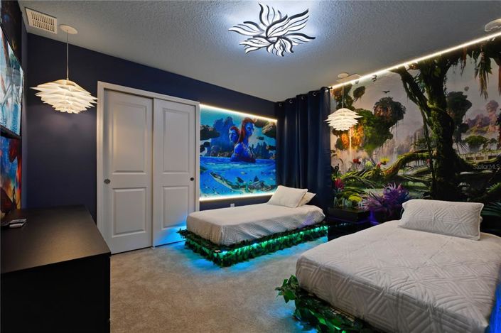 Image No.61-10 Bed Property for sale