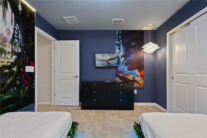 Image No.64-10 Bed Property for sale