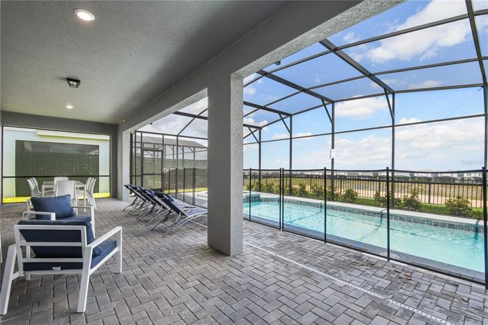 Image No.69-10 Bed Property for sale