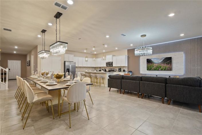 Image No.8-10 Bed Property for sale