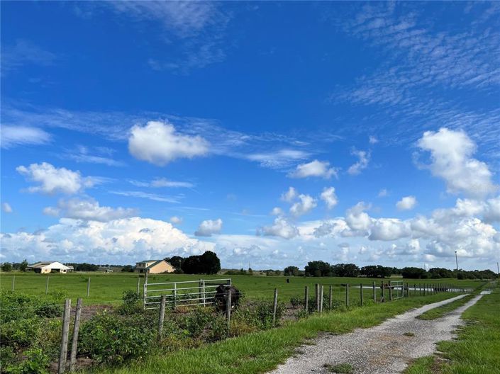 Image No.6-3 Bed Property for sale