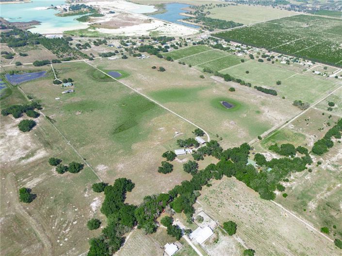 Image No.8-3 Bed Property for sale