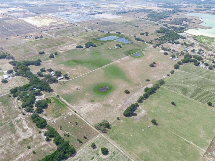 Image No.9-3 Bed Property for sale