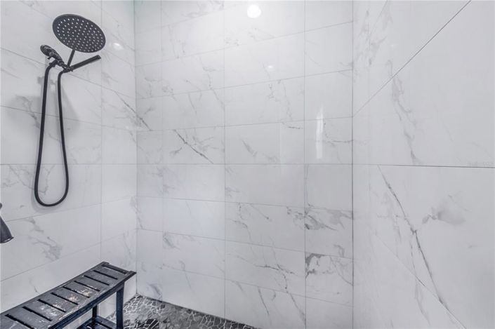 Image No.31-3 Bed Property for sale