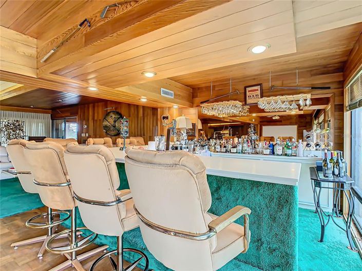 Image No.30-5 Bed Property for sale