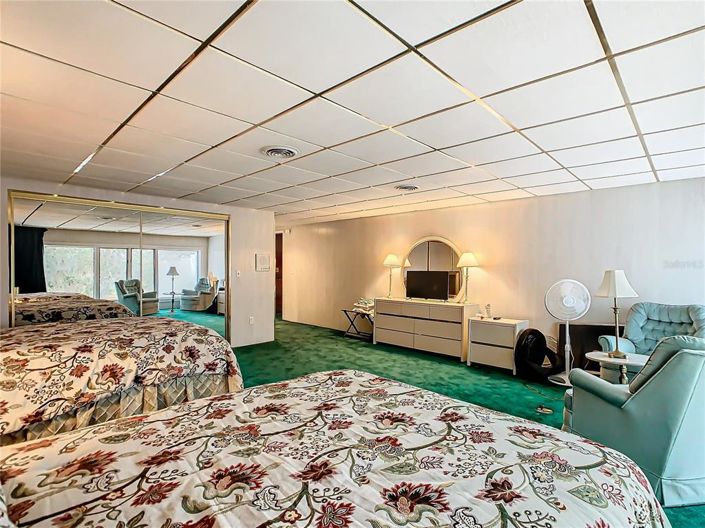 Image No.45-5 Bed Property for sale