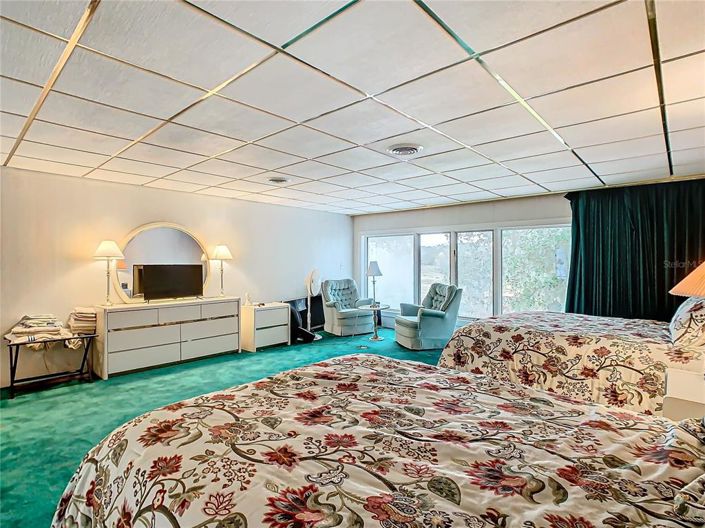 Image No.48-5 Bed Property for sale