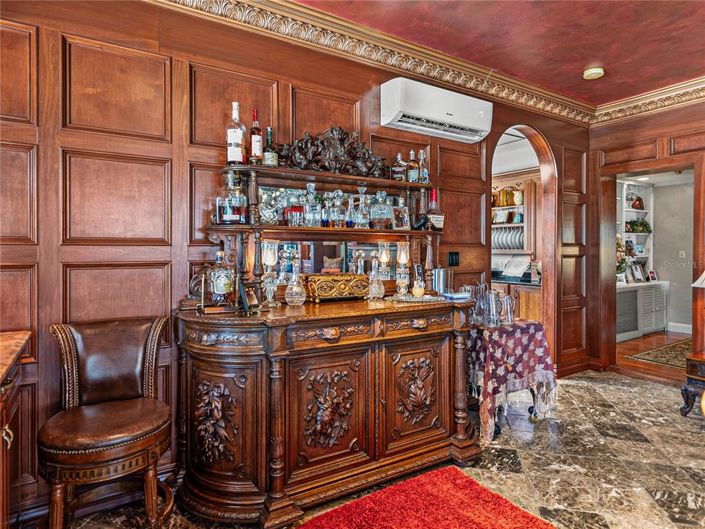 Image No.16-5 Bed Property for sale