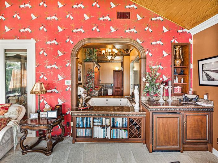 Image No.32-5 Bed Property for sale