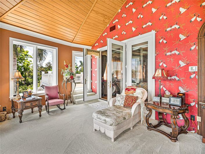 Image No.33-5 Bed Property for sale