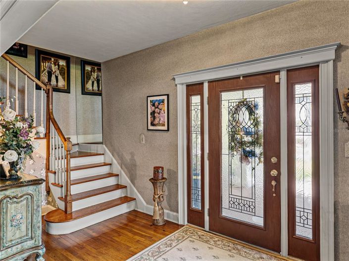 Image No.6-5 Bed Property for sale