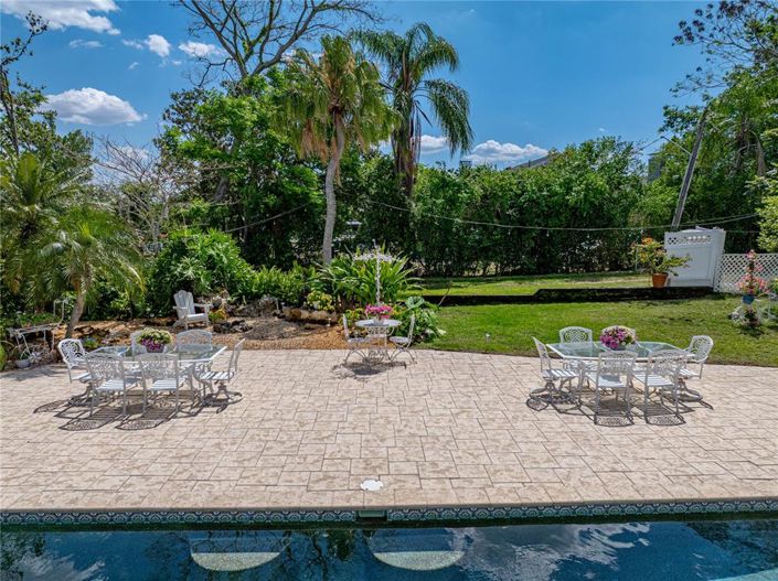 Image No.62-5 Bed Property for sale