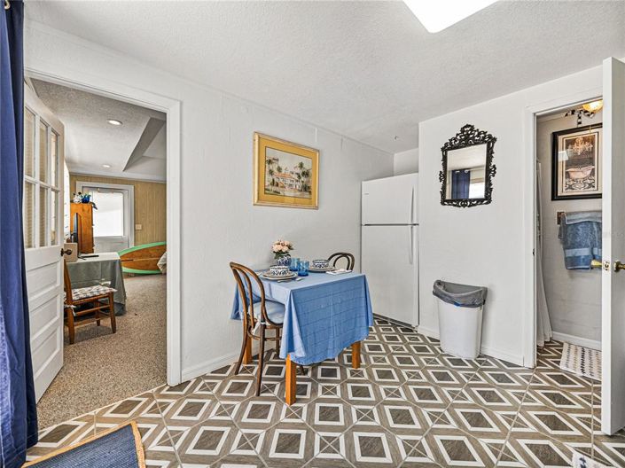 Image No.77-5 Bed Property for sale