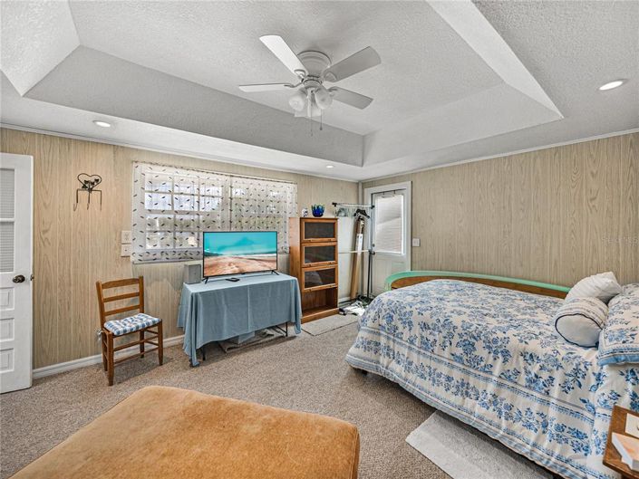 Image No.80-5 Bed Property for sale